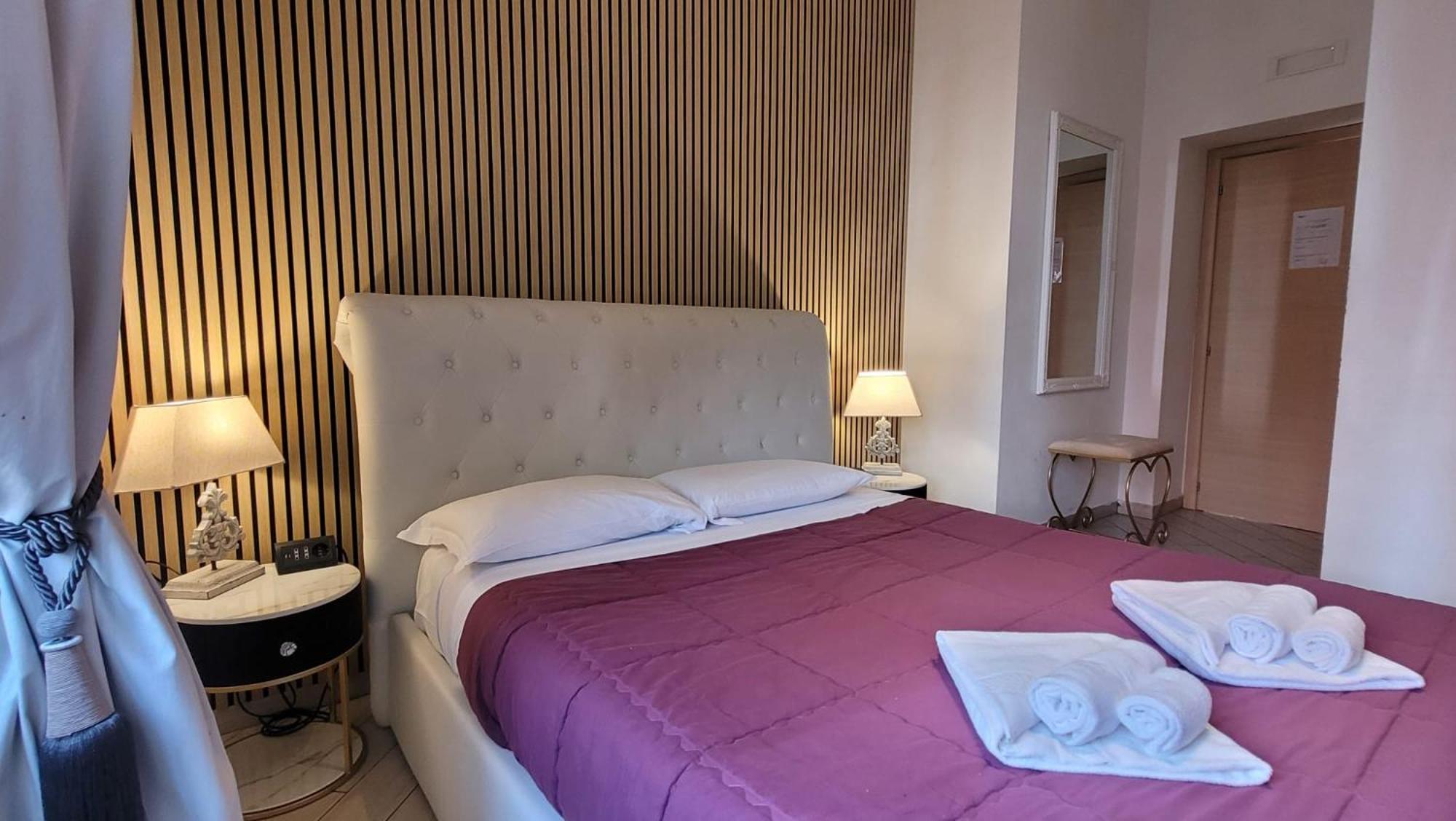 Rome Central Rooms — Photos 1
